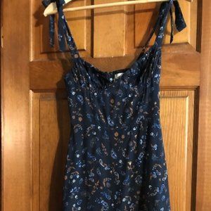 WOMEN'S SUNDRESS BY WILFRED - HELP ME CLEAN MY CLOSET!!